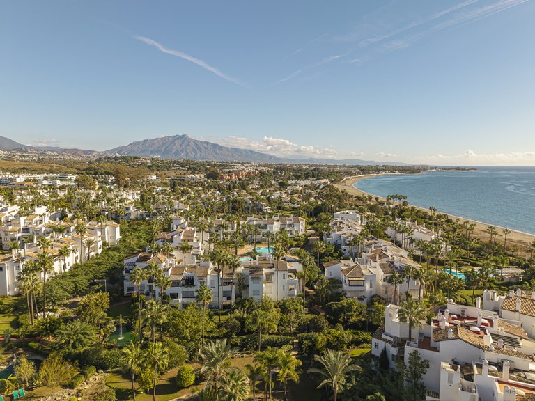 Apartment for Sale in Estepona, Malaga 44