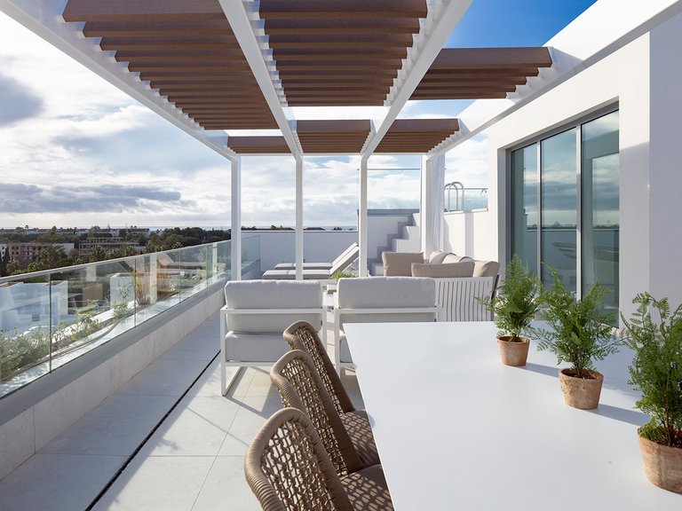 Penthouse for Sale in Marbella East, Malaga 4