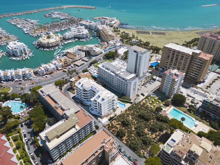 Penthouse for Sale in Benalmadena, Malaga 1