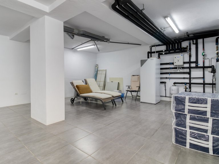 Villa for Sale in Mijas Costa, Malaga 27