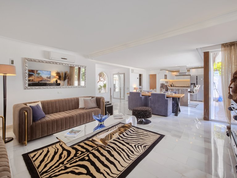 Villa for Sale in Mijas Costa, Malaga 4