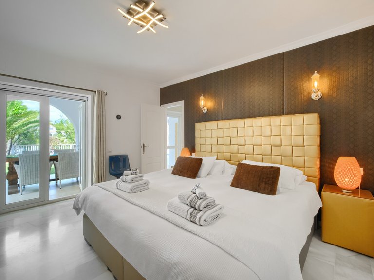 Villa for Sale in Mijas Costa, Malaga 9