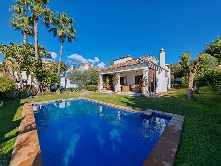 Villa for Sale in Mijas Costa, Malaga 26