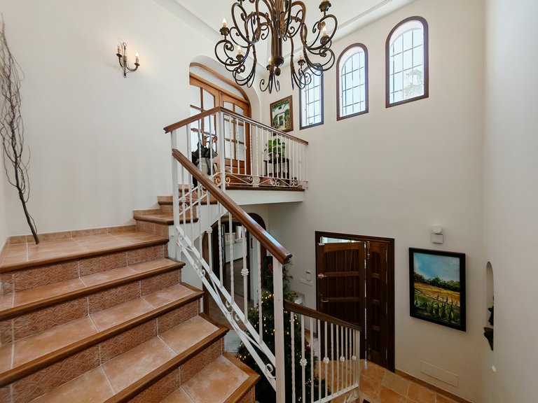 Villa for Sale in Mijas Costa, Malaga 9