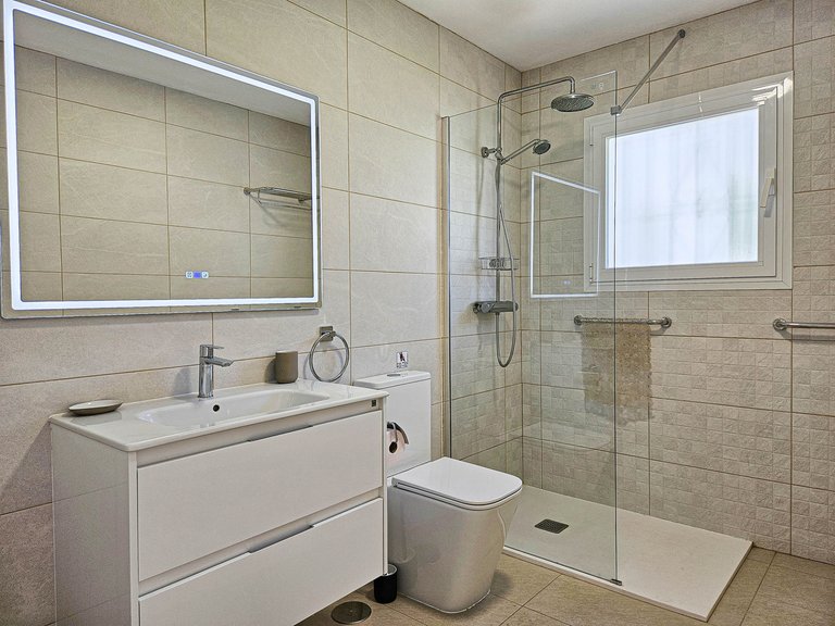 Villa for Sale in Mijas Costa, Malaga 10