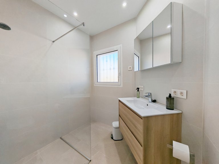 Villa for Sale in Marbella, Malaga 23