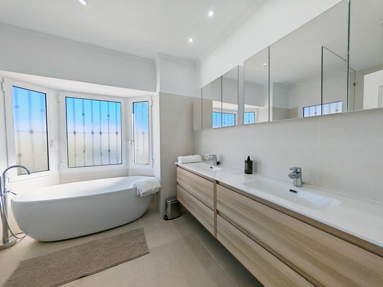 Villa for Sale in Marbella, Malaga 17