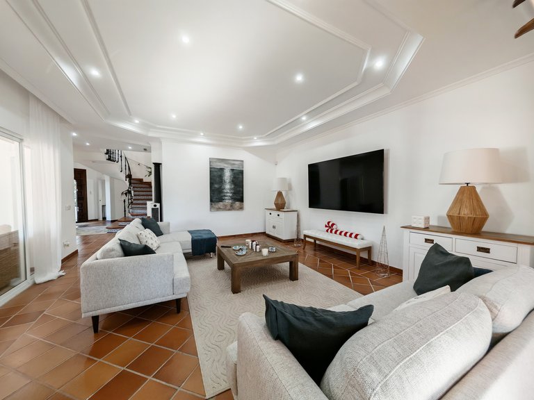 Villa for Sale in Marbella, Malaga 9