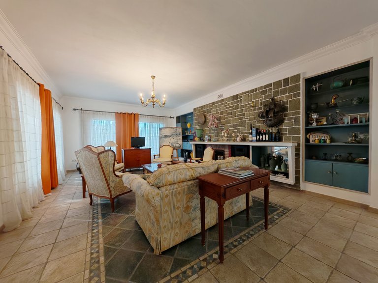Villa for Sale in Marbella, Malaga 4