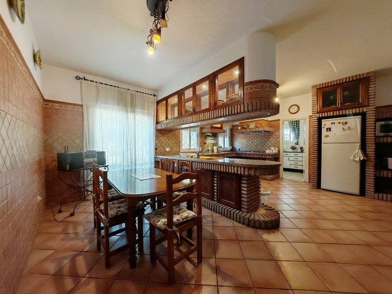 Villa for Sale in Marbella, Malaga 6