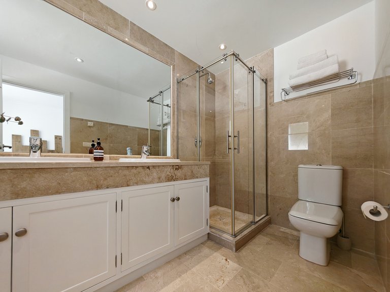 Apartment for Sale in Marbella, Malaga 19