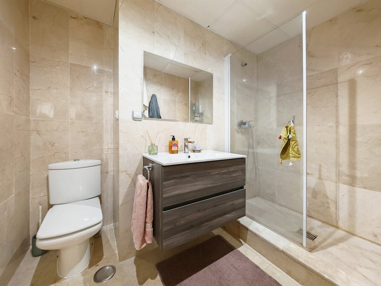 Apartment for Sale in Benahavis, Malaga 13