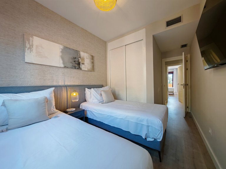Apartment for Sale in Benahavis, Malaga 12