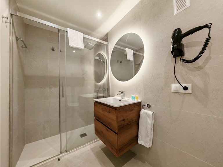Apartment for Sale in Benahavis, Malaga 10