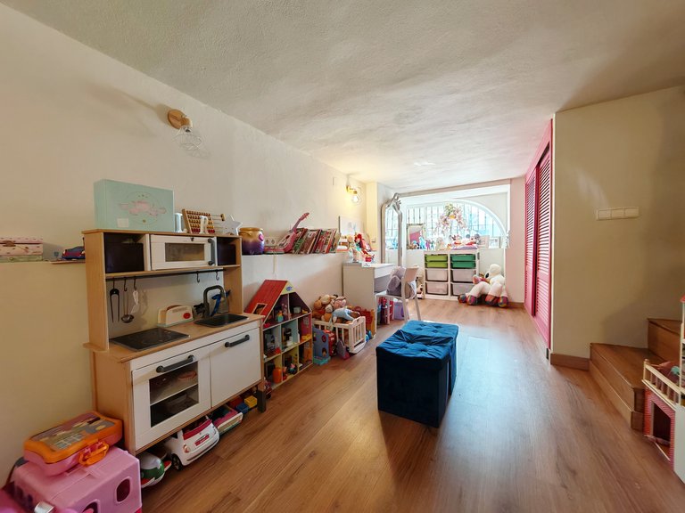 Villa for Sale in Estepona, Malaga 13