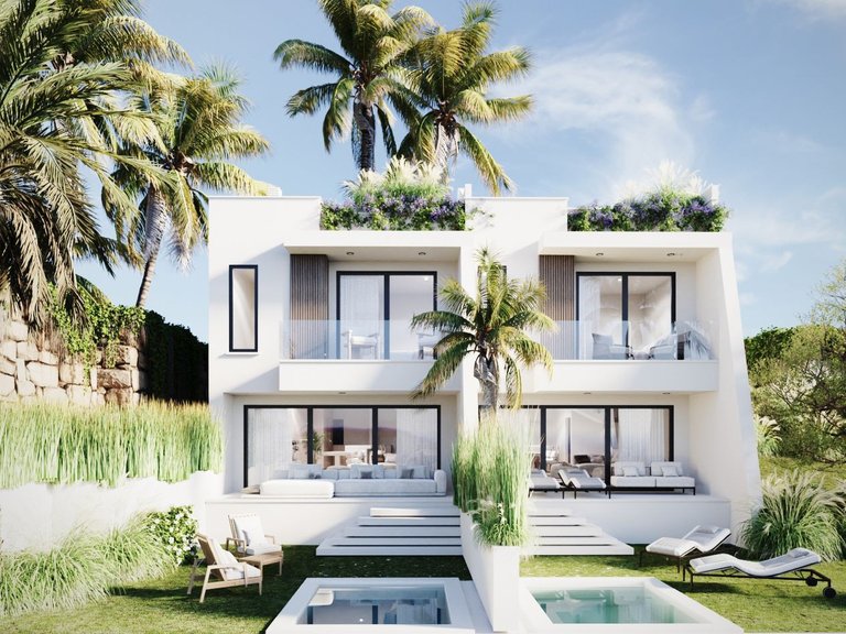 Town House for Sale in Fuengirola, Malaga 1