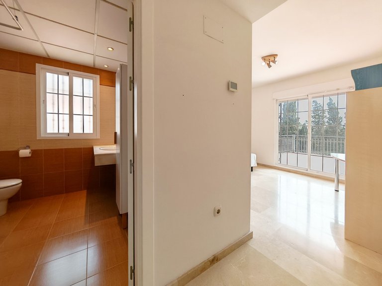 Villa for Sale in Marbella, Malaga 14