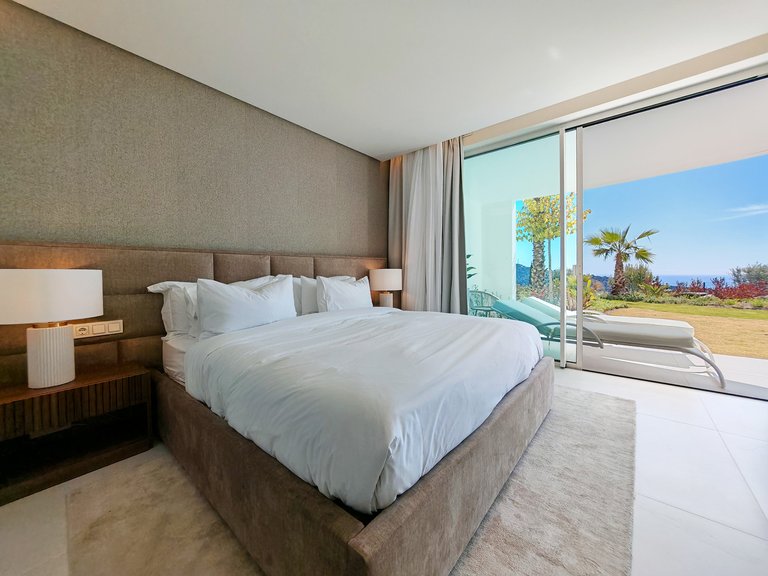 Apartment for Sale in Ojen, Malaga 12