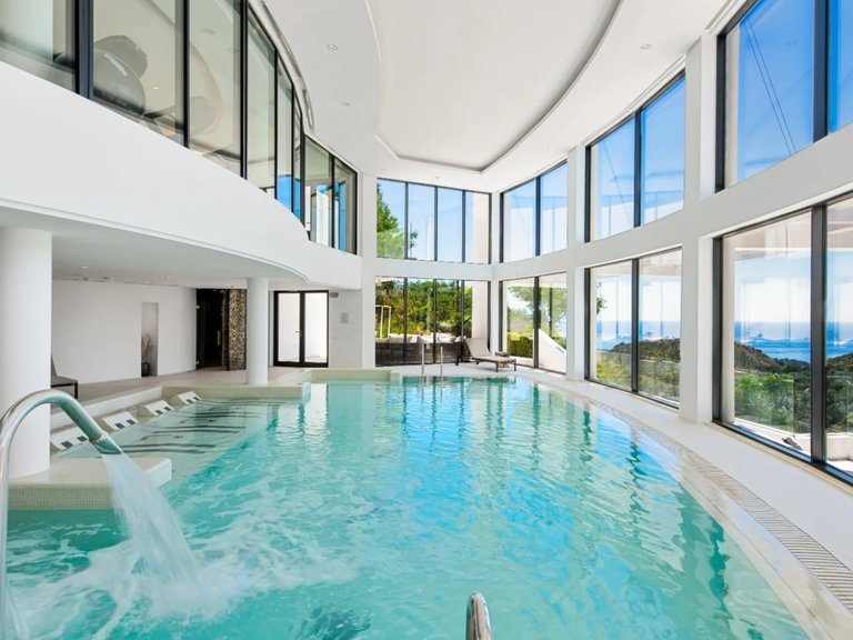 Apartment for Sale in Ojen, Malaga 21