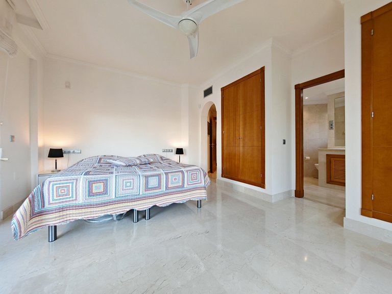 Apartment for Sale in Marbella, Malaga 9