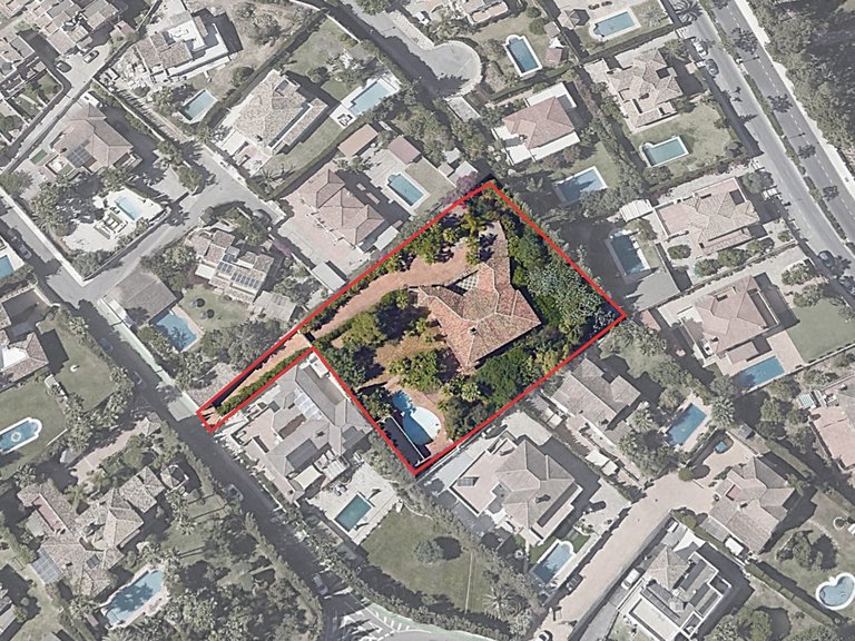 Villa for Sale in Marbella, Malaga 17