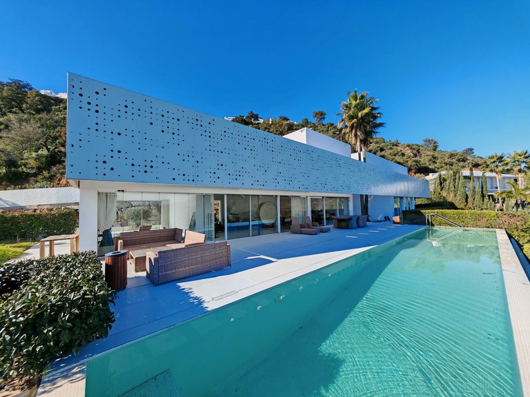 Villa for Sale in Marbella, Malaga 6
