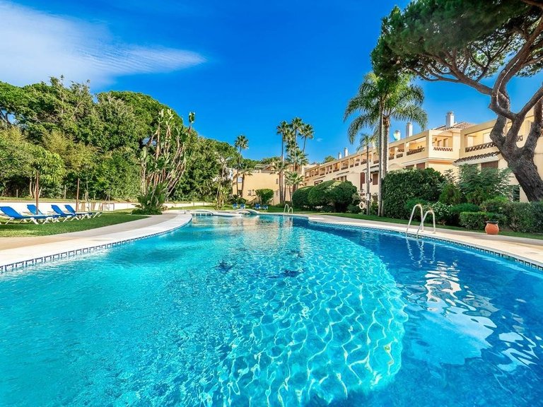 Apartment for Sale in Marbella, Malaga 1