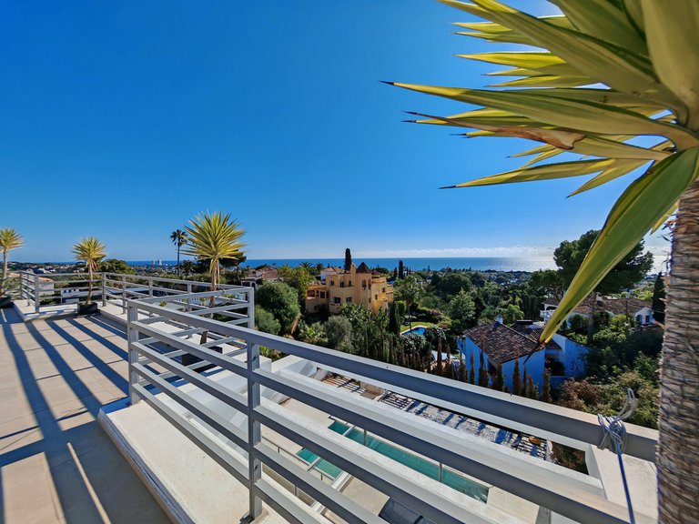 Villa for Sale in Marbella, Malaga 29