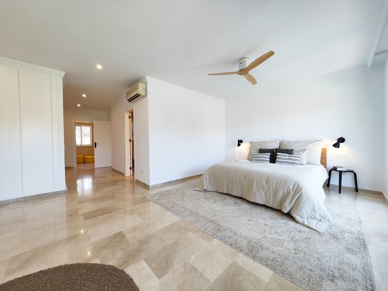 Town House for Sale in Benahavis, Malaga 9