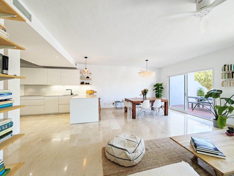 Town House for Sale in Benahavis, Malaga 4