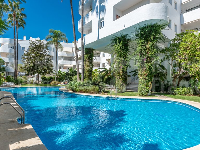 Apartment for Rent in Marbella, Malaga 18
