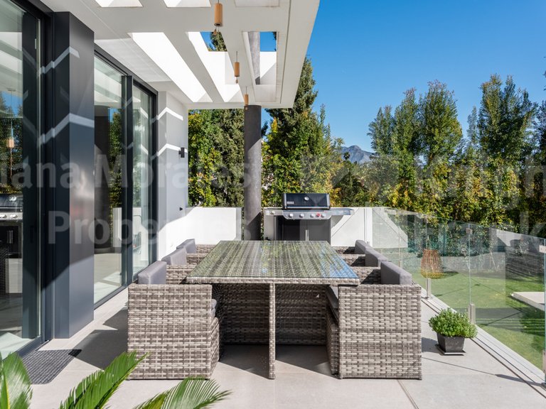 Villa for Sale in Benahavis, Malaga 38