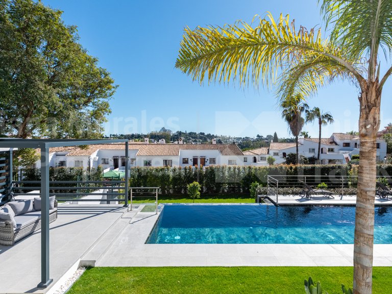 Villa for Sale in Benahavis, Malaga 49