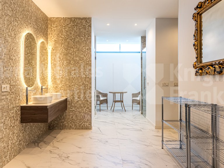 Villa for Sale in Benahavis, Malaga 25