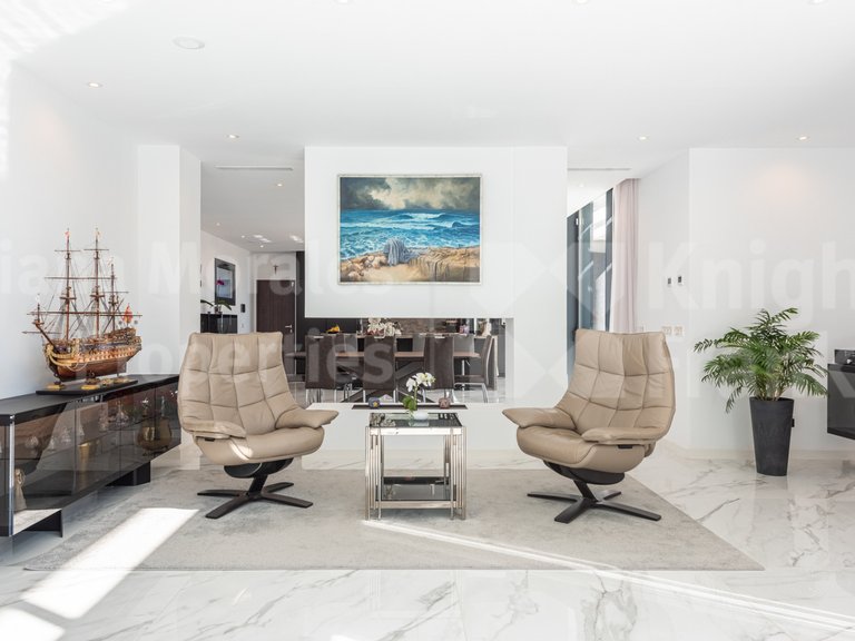 Villa for Sale in Benahavis, Malaga 7