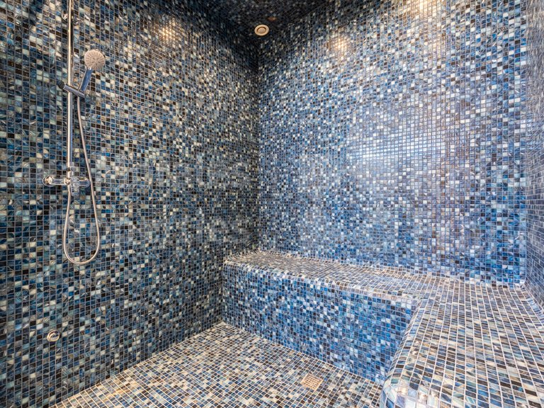 Villa for Sale in Benahavis, Malaga 32