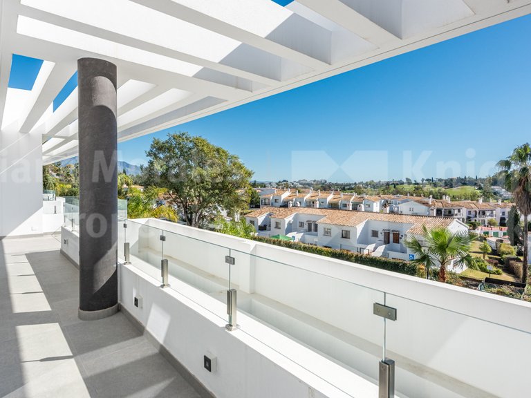 Villa for Sale in Benahavis, Malaga 40