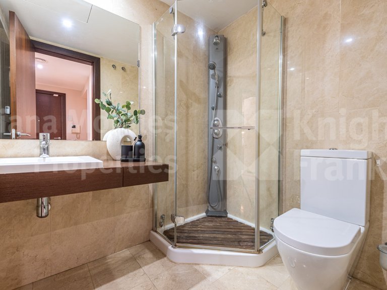 Apartment for Sale in Marbella, Malaga 18