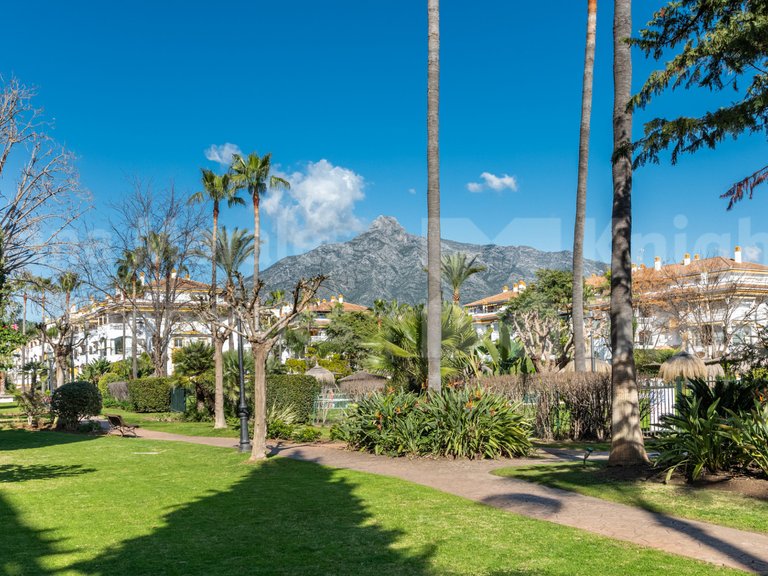 Apartment for Sale in Marbella, Malaga 24