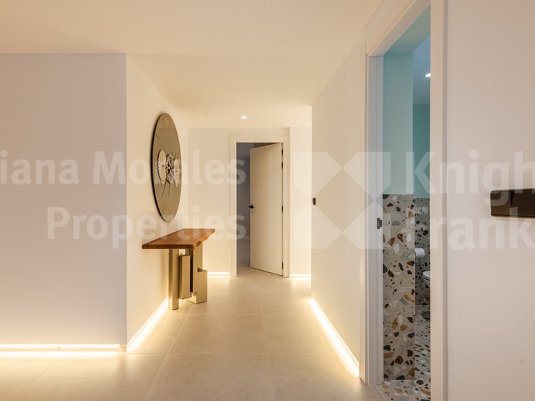Apartment for Sale in Marbella, Malaga 23