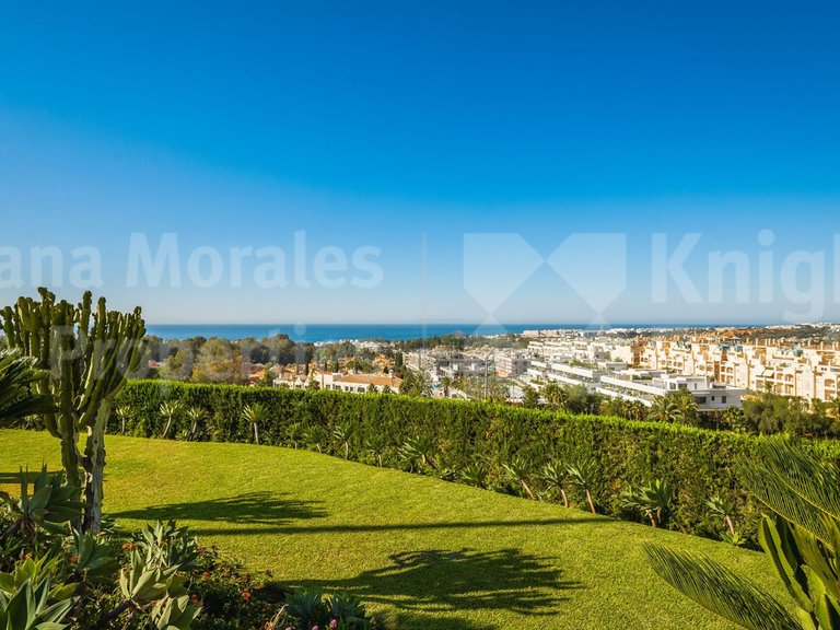 Apartment for Sale in Marbella, Malaga 25