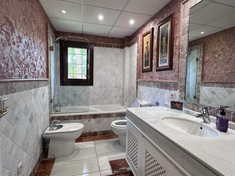 Apartment for Sale in Marbella, Malaga 7