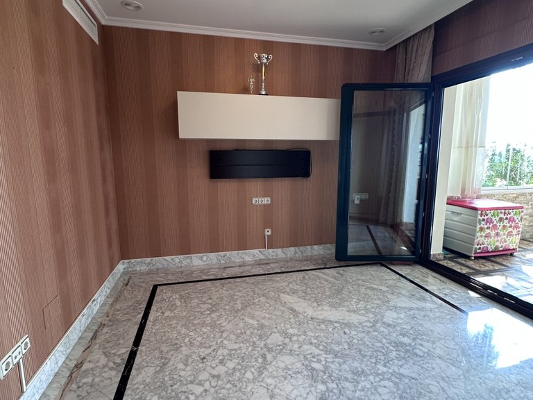 Apartment for Sale in Marbella, Malaga 9