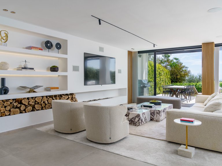 Town House for Sale in Benahavis, Malaga 9