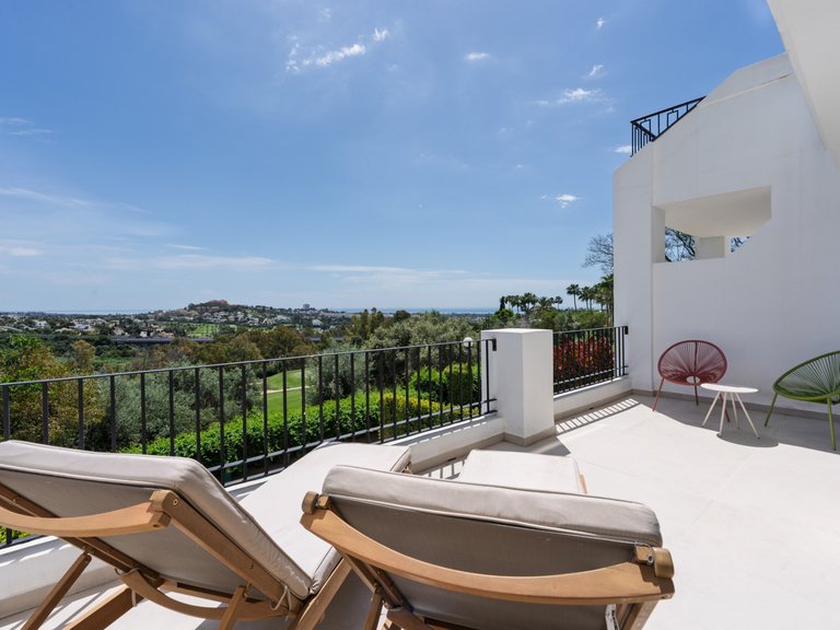 Town House for Sale in Benahavis, Malaga 17