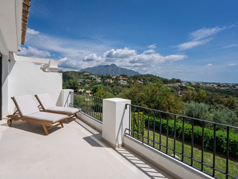 Town House for Sale in Benahavis, Malaga 4