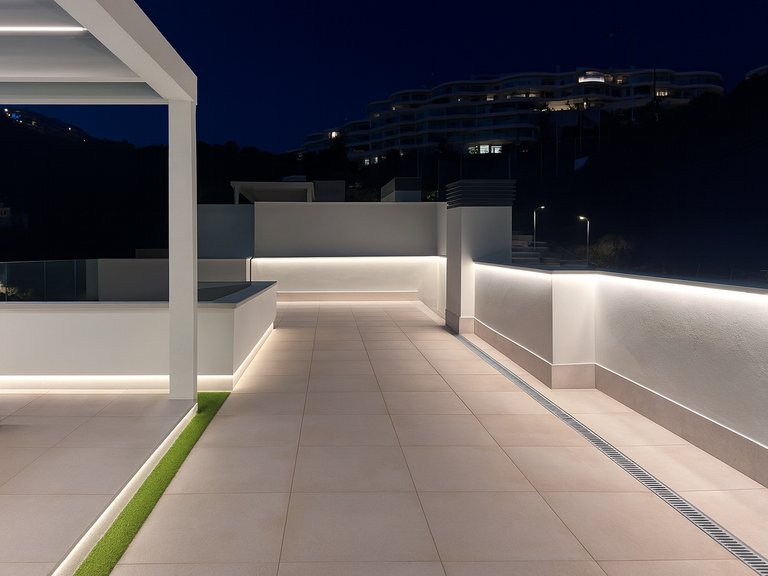 Town House for Sale in Benahavis, Malaga 25