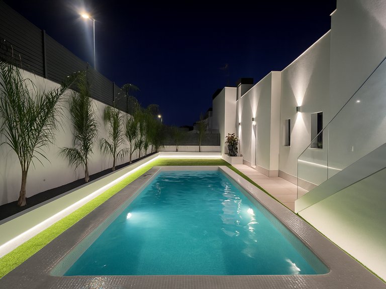 Town House for Sale in Benahavis, Malaga 18