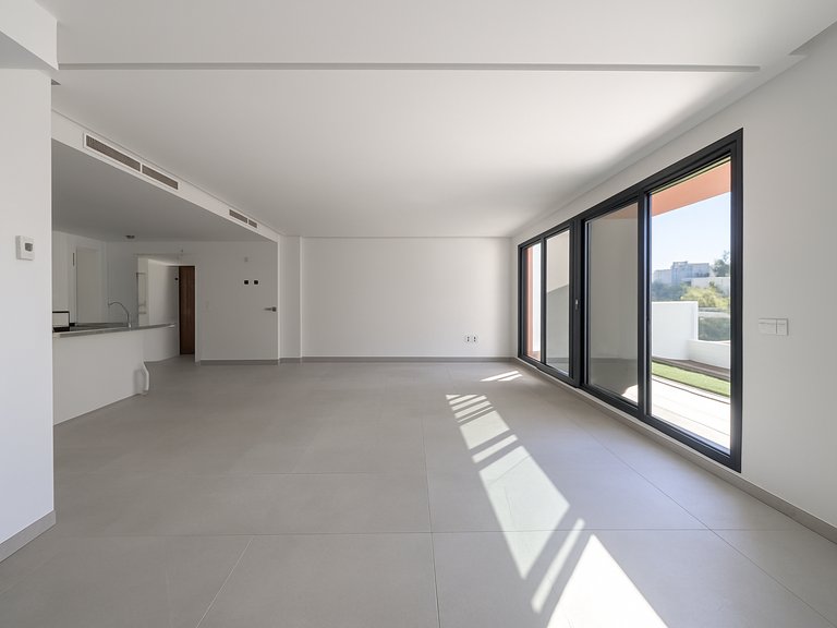 Town House for Sale in Benahavis, Malaga 3