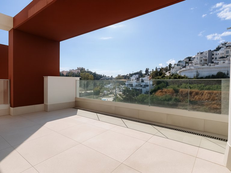 Town House for Sale in Benahavis, Malaga 16